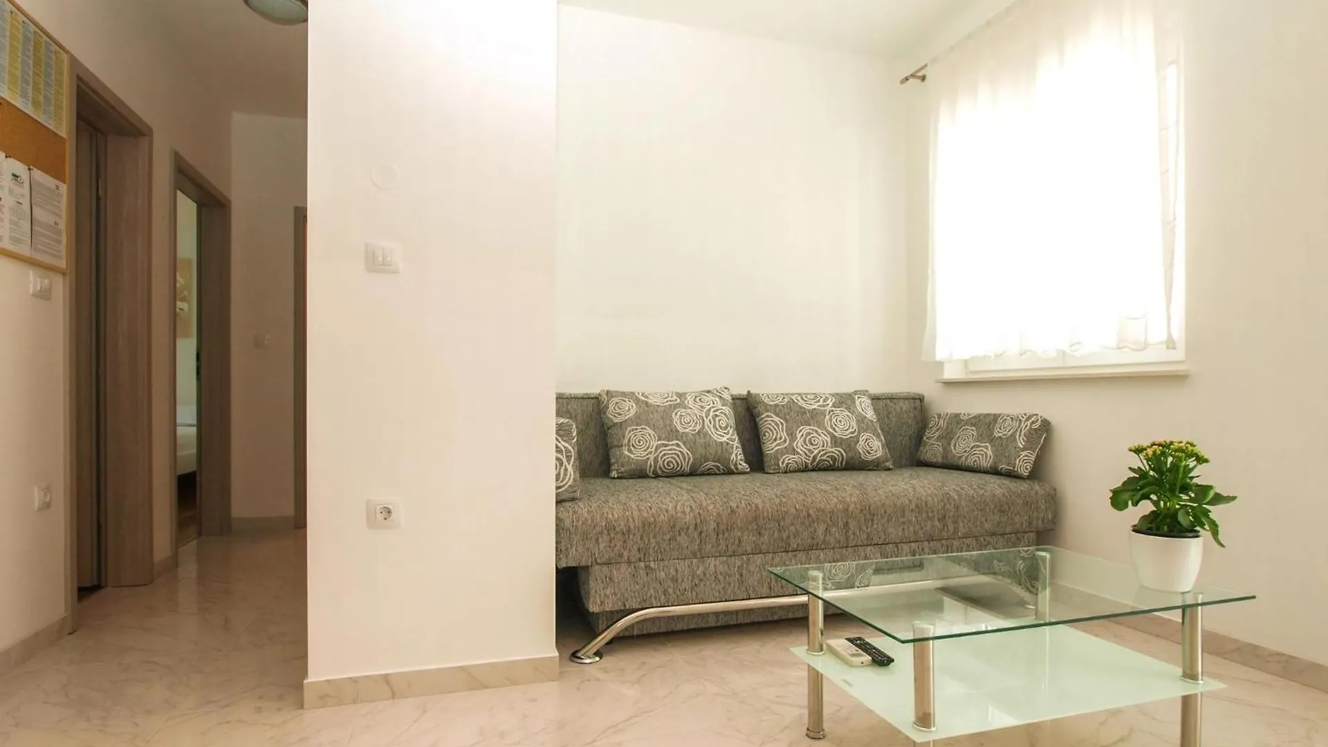 Apartment Villa Pikula Ferienwohnung Mit Gemeinsamem Pool Stinjan Croatia